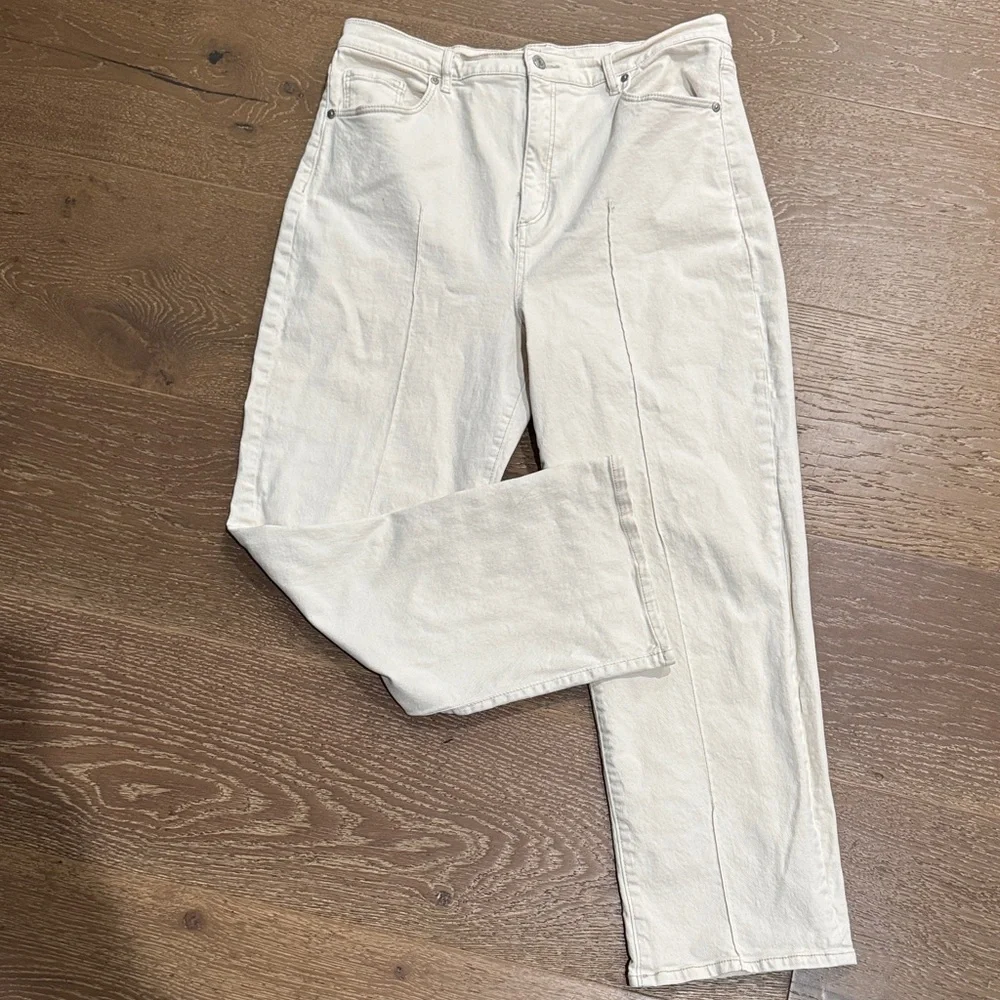 LOFT Straight Leg Pants Beige Cream Stretch Size 14 Neutral Capsule Wardrobe - Picture 2 of 7